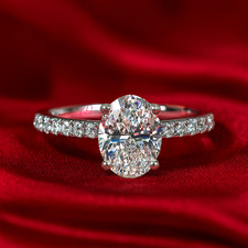 Platinum Diamond Ring For