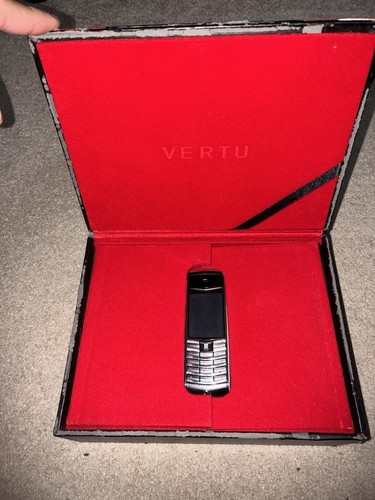 Vertu ascent ferrari phone - vertu,