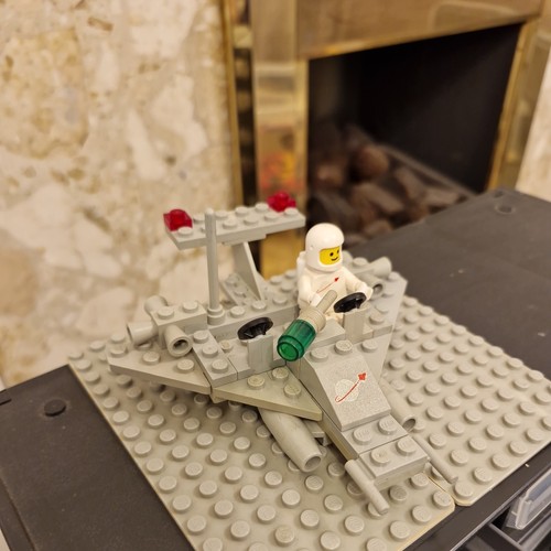 Lego space 891 - space,