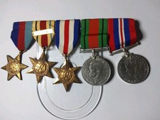 WW2- 5 medals - Star,  Africa