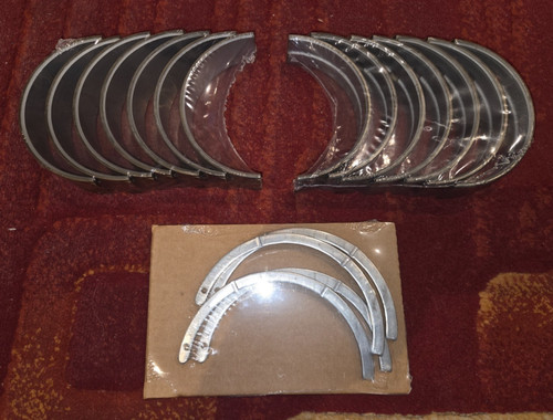 Main engine bearing - , for