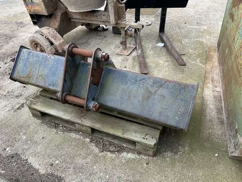 Jcb ditching bucket - jcb,