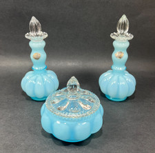 Vtg Fenton Lady Berkshire
