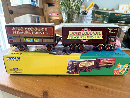 Corgi classics aec truck - corgi,
