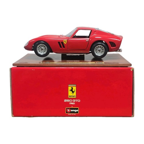 Bburago die cast model - bburago, 1:18