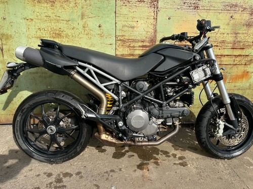 Ducati hypermotard 796 engine - hypermotard,