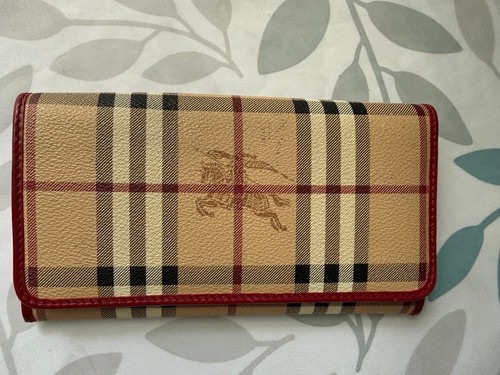 Burberry brown and red - brown,
