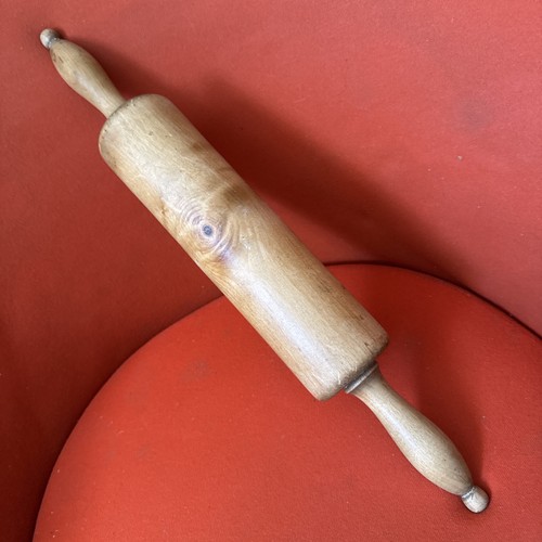 Vintage farmhouse wooden - vintage,