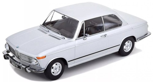 Scale bmw 2002 - kk,