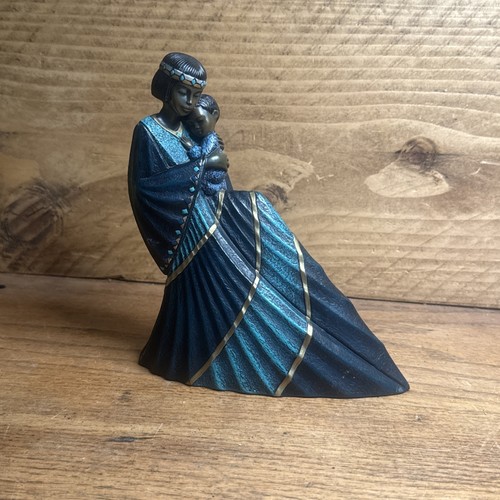 Enesco mahogany princess - enesco,