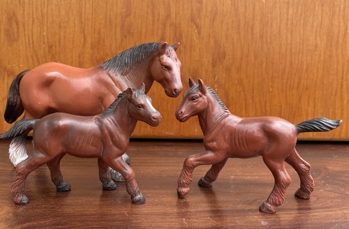 Bullyland horses mare two - 3,