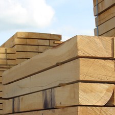 Pallet of 15 Oak Railway