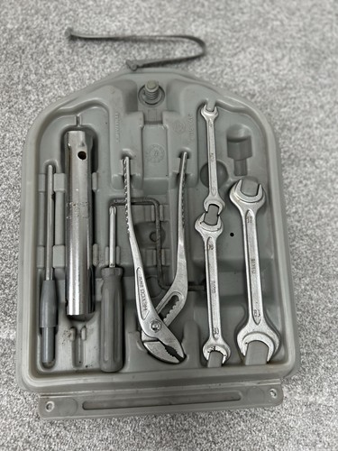 Bmw e30 325i toolkit original - 325i,