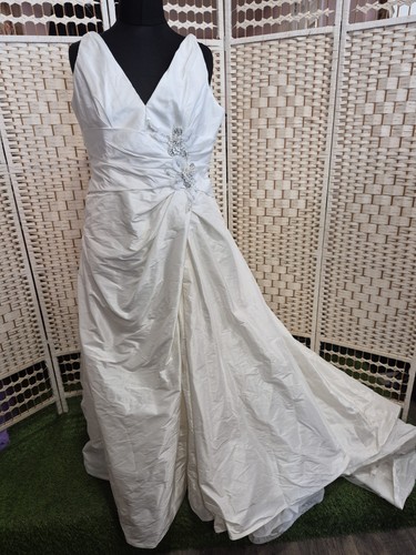 Benjamin roberts ivory wedding - benjamin,