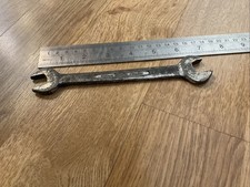 Scruffy Metric Open Ended