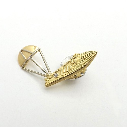 Solid 18k gold parasailing - 18k,