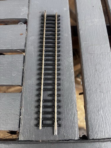 Small gauge straight track - small,