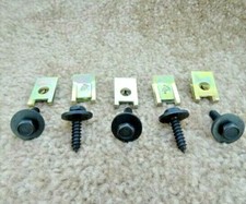 MINI ENGINE UNDERTRAY U NUT