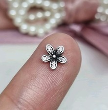 Genuine Pandora Dazzling Daisy