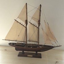 Vintage Bluenose Model