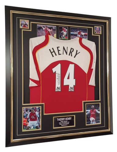 Framed thierry henry - , signed