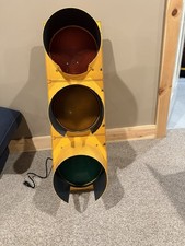 RETIRED/AUTHENTIC Traffic