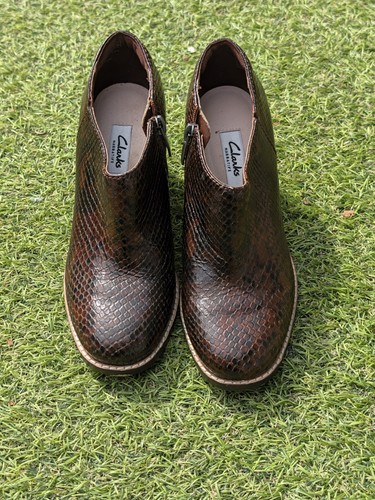 Clarks narrative othea ada - "othea, ada"