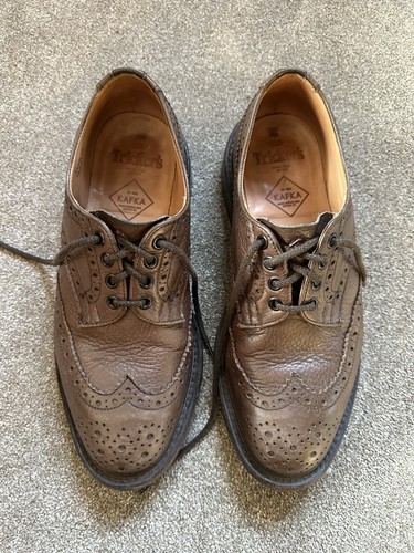 Tricker kafka mercantile - x,