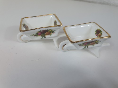 Small royal albert old - small,