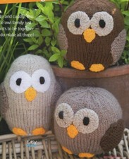 DK KNITTING PATTERN - CUTE & CUDDLY CHARACTERS  LITTLE OWL FAMILY  IN 3 SIZES