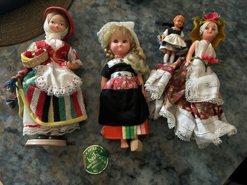Vintage costume dolls tourist - costume,