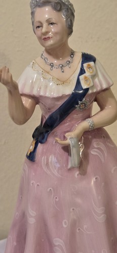 Royal doulton queen elizabeth - doulton,