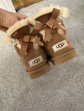 Girls Ugg Bow Boots UK12 Chestnut