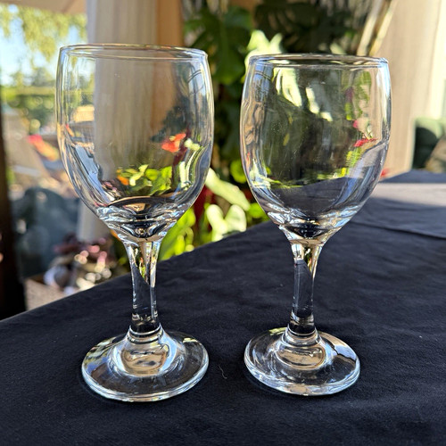 Picnic basket wine glasses - basket,