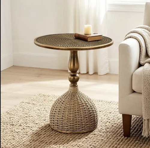 Handcrafted wicker iron - handcrafted, side