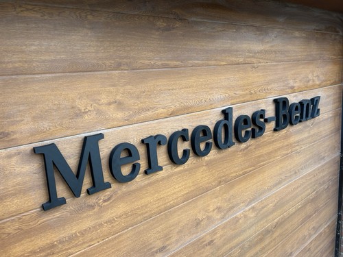 Mercedes benz black - 3d,