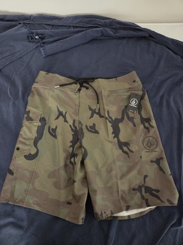 Volcom mens camo board shorts - volcom,