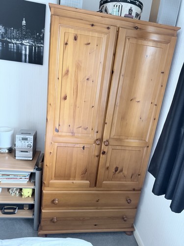 Solid pine wardrobe - wardrobe, with