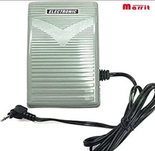  SINGER SEWING MACHINE FOOT