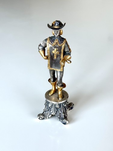 Italian pewter musketeer - pewter,