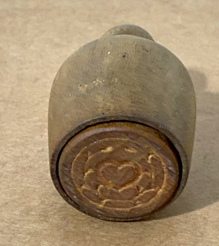 Vtg wooden round butter mold - vtg,