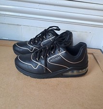 UK Size 5 Skechers Los Angeles