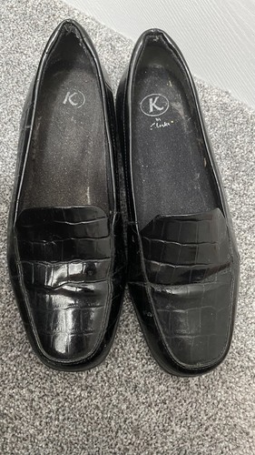 Black patent ladies shoes - patent,