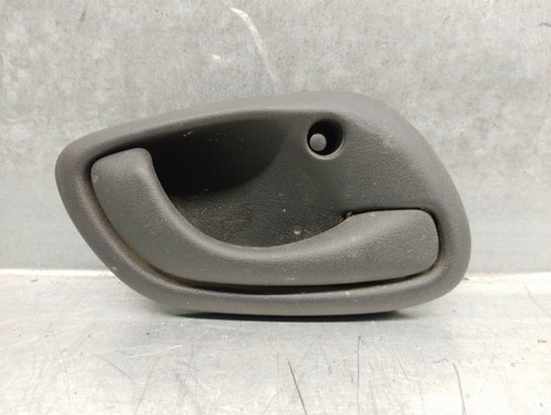 8310383e00 interior right rear - right,