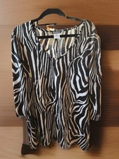 Kim & Co Long Zebra 3/4 Sleeve