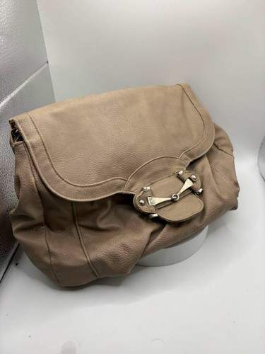 Ladies handbag fundraising - -,