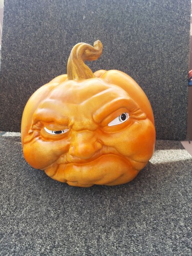 Maxx halloween large - large, grumpy