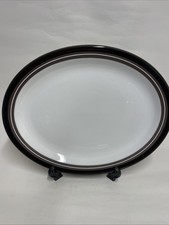 Hornsea Contrast Oval Serving