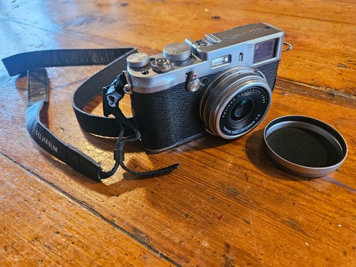 Fujifilm x100s 3mp works - fujifilm,