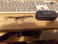 Superb Quality Unisex Reading Glasses Vintage Style Frame AND FOLD AWAY